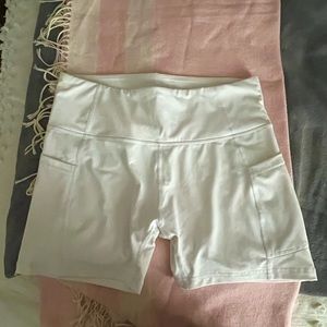 BIKER SHORTS FOR WORKING OUT